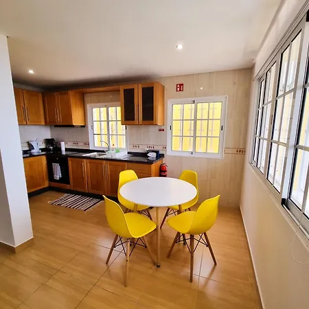 Casa Torbit, In Apartment Arco da Calheta (Madeira)