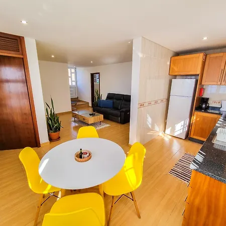 Casa Torbit, In شقة